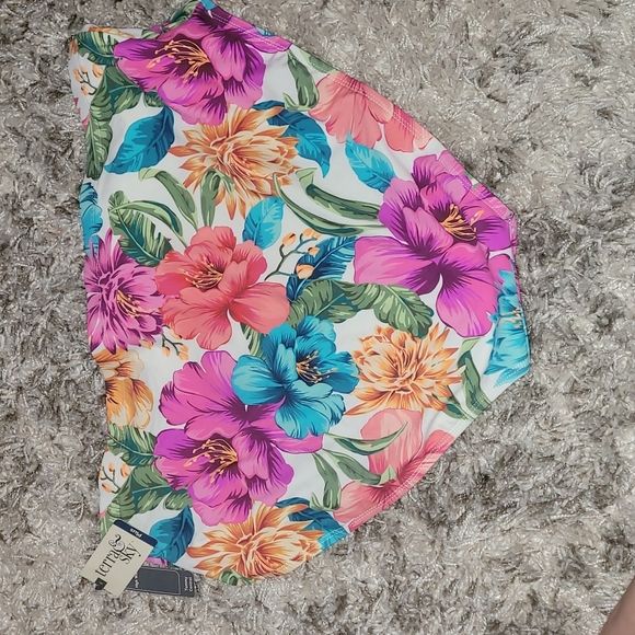 Plus Size Bottom for bathing Suit - Picture 3 of 3